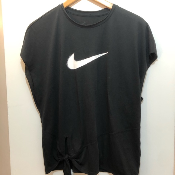 Nike Tops - Nike tie front T-shirt